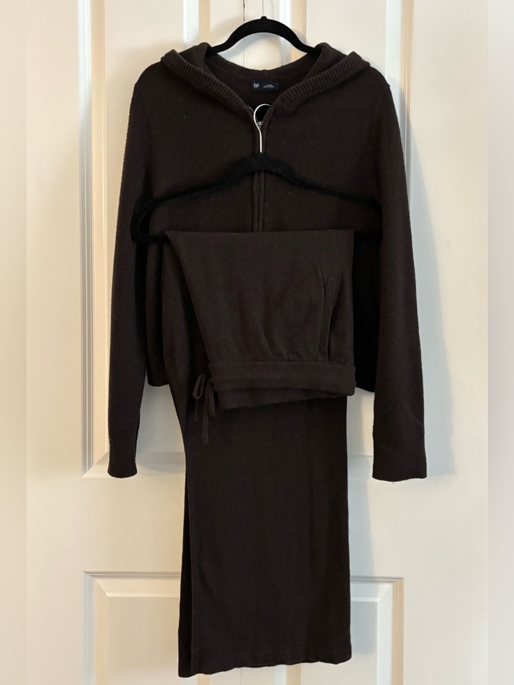 GAP CashSoft Sweater Zip Hoodie
and Pants Lounge Set - Picture 14 of 14